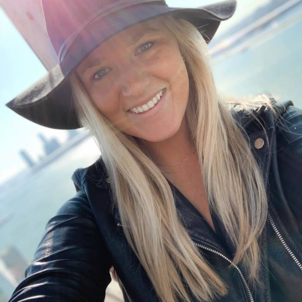 Meet your Posher, Alex